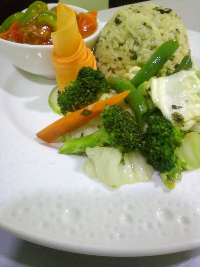 Joshesther Olive Hotel Ikeja Extérieur photo